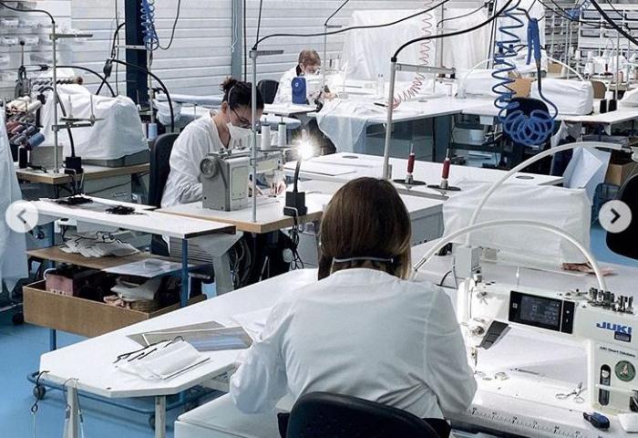 Dior 在法国的童装厂复工，只为赶制医用防护口罩